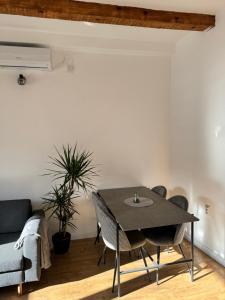 Afbeelding uit fotogalerij van Guest house 107 in Cetinje