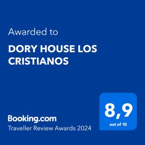 un cartello blu con il messaggio assegnato alla Dry House Los Christmas di DORY HOUSE LOS CRISTIANOS a Los Cristianos