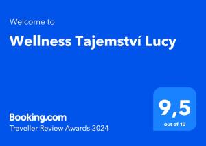 Wellness Tajemství Lucy tesisinde sergilenen bir sertifika, ödül, işaret veya başka bir belge
