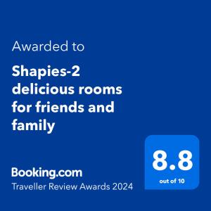 Chứng chỉ, giải thưởng, bảng hiệu hoặc các tài liệu khác trưng bày tại Shapies-2 delicious rooms for friends and family