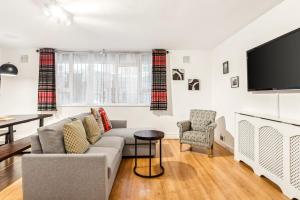 Spacious Ground Floor Apartment - fab location