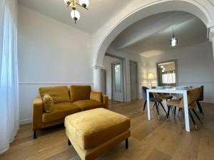 Posezení v ubytování Cozy Apartment - 30 sqm terrace