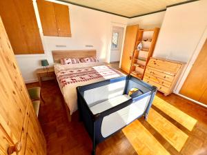 Ліжко або ліжка в номері Chalet La Louise avec vue imprenable
