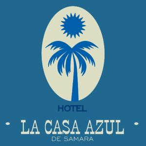 um logótipo para um hotel com uma palmeira em LA CASA AZUL DE SAMARA em Barrio Nuevo
