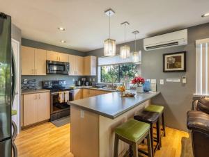 Foto dalla galleria di Ho'onani Pua Hale a Waipahu