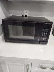 Fotografie z fotogalerie ubytování SUITE A 2 Bedroom Apartment v destinaci Brampton