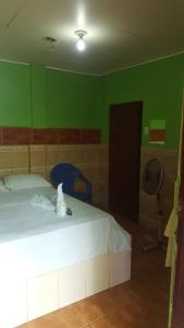 Gallery image of Hotel Economica in Coxen Hole