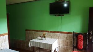 Gallery image of Hotel Economica in Coxen Hole