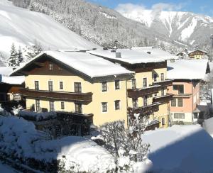 Landhotel Almrösl im Großarltal v zimě
