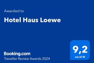 Сертификат, награда, табела или друг документ на показ в Hotel Haus Loewe