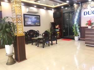 Móttaka eða anddyri á Đức Lộc 2 Hotel
