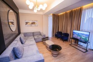 TV a/nebo společenská místnost v ubytování Arium Hotel Baku