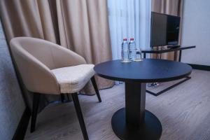 TV a/nebo společenská místnost v ubytování Arium Hotel Baku