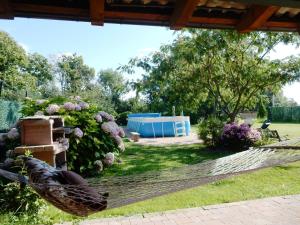 Bazén v ubytování Bed&Breakfast La Siepe nebo v jeho okolí