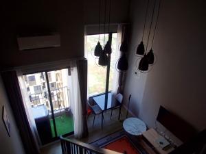 Posezení v ubytování Beautiful Condo Near Fashion Island-20 Minutes from Suvarnabhumi Airport (BKK)