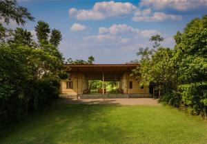 Giardino di Sanctuary Chitwan National Park