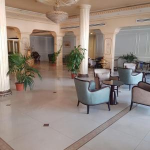 Χώρος καθιστικού στο فندق زهرة الخليج الفندقية - Hotel Zohra Al-khalij
