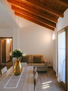 Φωτογραφία από το άλμπουμ του The Lake Home σε Colico