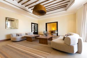 Istumisnurk majutusasutuses Liwa Hotel