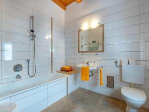 Kúpeľňa v ubytovaní Apartment Grissemann by Interhome