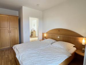 Säng eller sängar i ett rum på Apartment Schwarzwaldblick II by Interhome