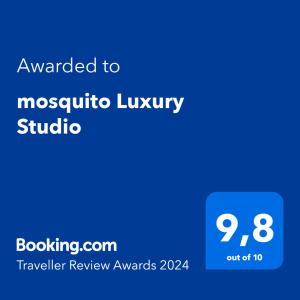 Een certificaat, prijs of ander document dat getoond wordt bij mosquito Luxury Studio