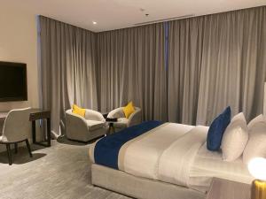 Letto o letti in una camera di فندق سافوي جدة Savoye Hotel
