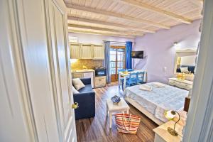 Kuchyň nebo kuchyňský kout v ubytování Flamingo Hotel Pelion - Seaside Superior Studios & Suites