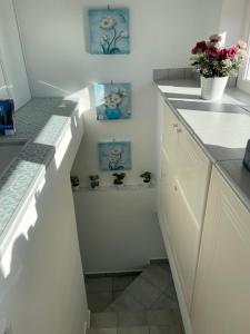 Dapur atau dapur kecil di Casa Maria Grazia Camera vista mare
