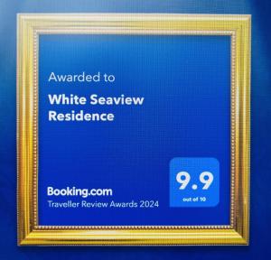 White Seaview Residence的证书、奖牌、标识或其他文件