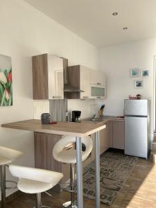 Kuchyň nebo kuchyňský kout v ubytování Apartment Marija