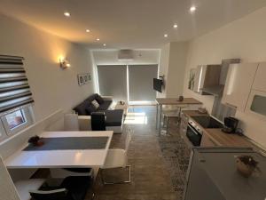 Kuchyň nebo kuchyňský kout v ubytování Apartment Marija