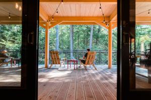 Balkón nebo terasa v ubytování Huttopia Lake George - Adirondacks