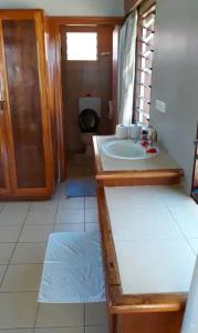 Ένα ή περισσότερα κρεβάτια σε δωμάτιο στο S@fe Landing Lodge