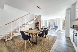 Nhà bếp/bếp nhỏ tại Ferienhaus "Süsterhüs" - Seeluft und Komfort