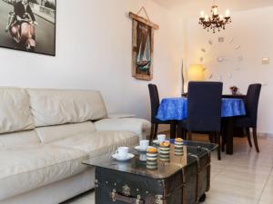 Et opholdsområde på Apartment El Moli by Interhome