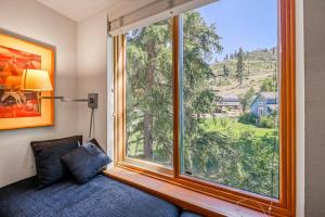 Nespecifikovaný výhled na hory nebo výhled na hory při pohledu z apartmánu