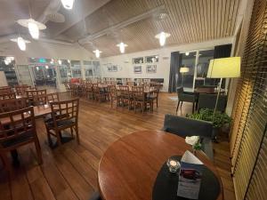 Restoran või mõni muu söögikoht majutusasutuses Rasta Falköping