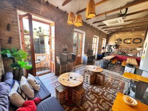 Posezení v ubytování ECO Hostel