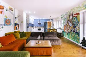 Posezení v ubytování Apartmán V medvědím brlohu + 33 fotografií