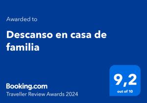 Un certificado, premio, cartel u otro documento en Descanso en casa de familia