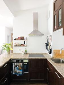 Virtuvė arba virtuvėlė apgyvendinimo įstaigoje Oasis Oliwa