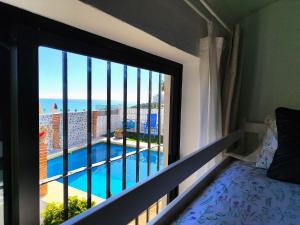 Basen w obiekcie Evans Realty AL Villa & Piscina & Garaje & Playa lub w pobliżu