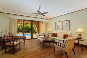 ITC Grand Goa, a Luxury Collection Resort & Spa, Goa内部或周边的泳池