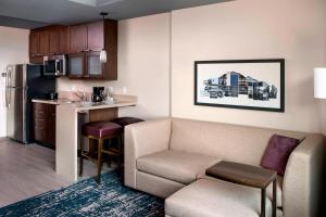 Kuchyň nebo kuchyňský kout v ubytování Residence Inn by Marriott Phoenix Downtown