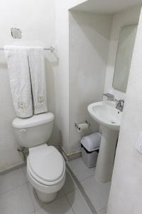 ห้องน้ำของ Hotel Boutique Catalina's House