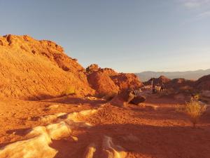 una vista de un desierto con algunas rocas y suciedad en tranquilidad absoluta en Villa Unión