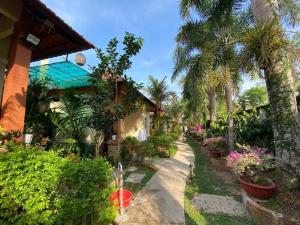 Vườn quanh Mayfair Valley