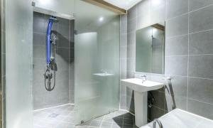 Koupelna v ubytování Dongtan BobosHotel
