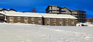 バイトストーレンにあるBergo Romの雪の建物